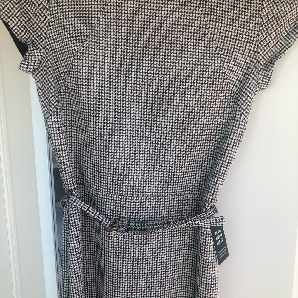 Express houndstooth belted dress - Picture 3 of 5